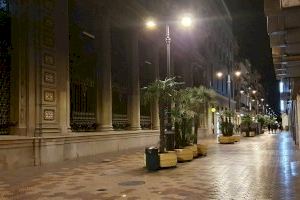València elimina del alumbrado público las farolas tipo globo y las luminarias de mercurio