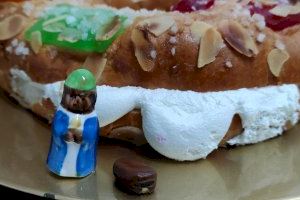 Roscón de Reyes: historia y tradición del haba y la figura
