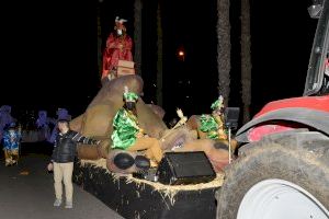 Los más pequeños de Burriana brillan con la ilusionante cabalgata de los Reyes Magos