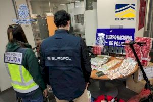 Cae un grupo asentado en Alicante que se dedicaba al tráfico ilegal de inmigrantes