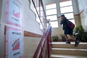 Els contagis dels docents complica la volta a les aules en la Comunitat Valenciana