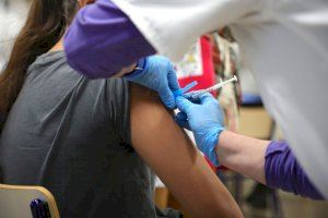 Sanidad vacunará desde este jueves a los niños de 5 a 8 años en los colegios de la Comunitat Valenciana
