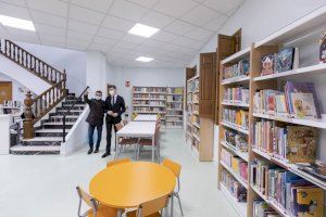 La biblioteca de Beniopa reobri després de la seua renovació