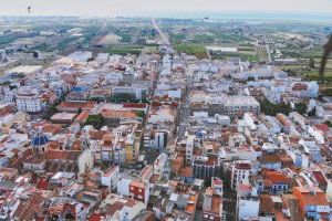 El ayuntamiento de Torreblanca reparte más de cincuenta mil euros del Plan Resistir Plus entre los comercios locales
