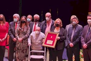 Apadis recibe la Medalla de Oro de la Ciudad por su 50 aniversario