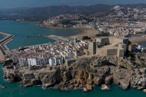 La Diputación de Castellón recibe las conclusiones para proteger el tómbolo de Peñíscola y citará a todas las administraciones para consensuar la solución