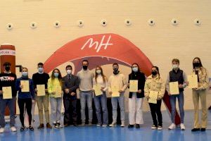 La UMH entrega las distinciones Promesas Deportivas a 10 estudiantes de Bachillerato y Ciclos Formativos
