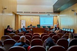 Catarroja lanza cursos de formación en valenciano para la plantilla municipal