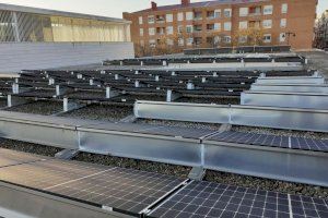 Ontinyent impulsa l’autoconsum energètic municipal dotant de plaques solars el CIM de Sant Rafel
