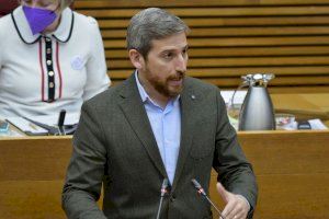 El portavoz de Innovación del grupo parlamentario socialista en Les Corts, Pedro Ruiz Castell