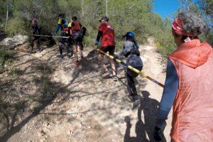 La Comunitat Valenciana celebra su primera carrera de montaña inclusiva para personas con discapacidad visual