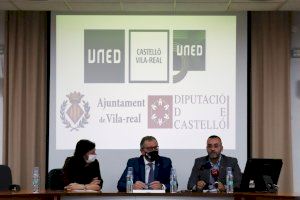 Vila-real afianza su papel de ciudad universitaria con el inicio de los actos conmemorativos del 50 aniversario de la UNED