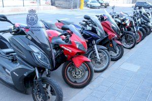 Detienen a dos hermanos por robar y ocultar 15 motocicletas en Valencia