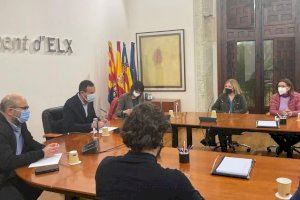 El Ayuntamiento de Elche amplía hasta diciembre de 2022 la exención de la tasa de mesas y sillas para la restauración y la hostelería