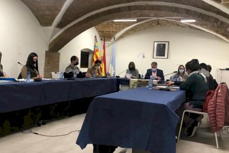 VOX Castalla critica que el ayuntamiento excluye en sus presupuestos partidas destinadas a los jóvenes