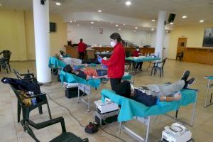 16 personas donaron sangre ayer en el Salón Social El Cirer de La Nucía