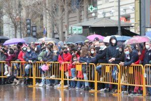 Falles 2022 València: La pluja obliga a suspendre la mascletà d'aquest dilluns