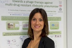 Pilar Domingo, primera científica de la Universitat en el programa divulgatiu sobre biotecnologia AmgenTransferCiència