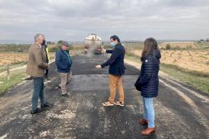 Comienzan las obras de pavimentación del camino de la Cañada Real de la costa en La Mata