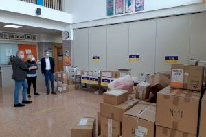 Ya se han recogido 400 cajas de material humanitario en Alcoy para Ucrania