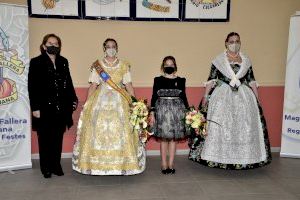 Las fallas de Burriana rinden homenaje a la Reina Fallera en la cena de gala