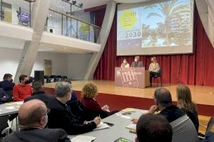 L'Ajuntament de Crevillent celebra la primera trobada i taula redona amb el sector econòmic local