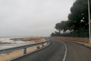 El Ayuntamiento de Peñíscola avanza en la creación del paseo peatonal en el acceso a su litoral sur