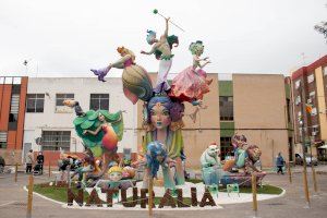 La Falla El Sequer gana el primer premio en el monumento grande y la Falla Parque Alcosa en el infantil