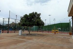 Benicàssim sumará una nueva pista de pádel en el polideportivo municipal