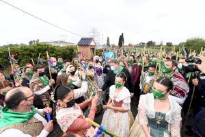 Els castellonencs tornen a la Magdalena en romeria tres anys després