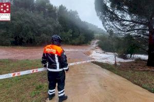 La intensa pluja a Castelló obliga els bombers a intervindre en multitud d'incidents