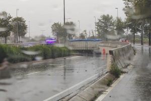 Accidente en Castelló: Un camión bloquea la ronda norte