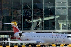 Air Nostrum busca en Valencia tripulantes de cabina de pasajeros