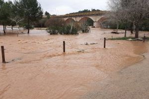L'Ajuntament de Vilamarxant insta la població a extremar la precaució als voltants de barrancs i el riu Túria