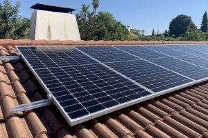 El Ayuntamiento de Alcalà-Alcossebre ampliará la bonificación del IBI para las viviendas que instalen placas solares