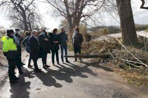 El conseller Arcadi España y la alcaldesa Maria Josep Safont visitan las zonas afectadas por el temporal