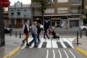 Catarroja Camina aproxima l'urbanisme a la ciutadania amb un passeig guiat pel municipi