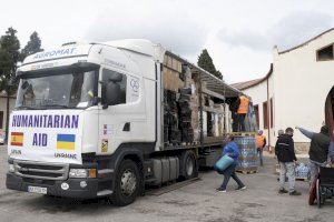 La Diputació de Castelló envia a les famílies d'Ucraïna un camió amb aliments, material sanitari i roba