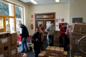 Alcàsser entrega 11 palets de material humanitario para Ucrania