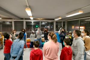 Éxito de participación en los talleres de `Poesía en familia´ organizados por la biblioteca municipal Ausiàs March de Alaquàs