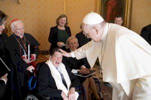El Papa se reúne con un joven valenciano con parálisis cerebral