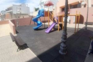 Teulada Moraira adjudica la renovación de los parques infantiles en las plazas públicas