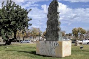 Ciudadanos urge al tripartito a frenar el deterioro de rotondas, esculturas y espacios singulares de San Vicente