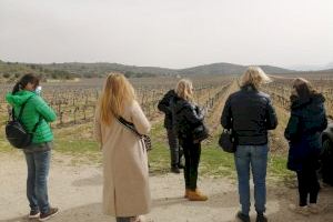 Periodistas nórdicos y checos especializados en turismo visitan Villena para conocer su oferta
