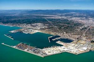 El Puerto de Castellón busca 15 nuevos trabajadores en diferentes perfiles