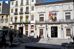 Ajuntaments i institucions valencianes guardaran un minut de silenci per l'assassinat del menor de Sueca