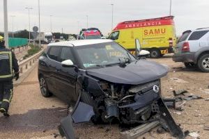 Accidente en Nules: Dos heridos en un choque frontal entre vehículos