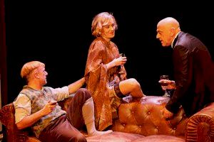 En mayo, Alemania se traslada al escenario de Sala Russafa con la despedida de Shakespeare en Berlín y la comedia musical Frau D