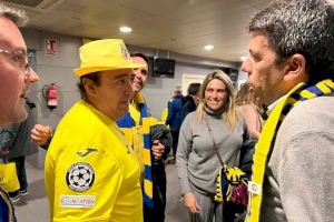 Carlos Mazón, con el Villarreal C.F en su cita europea