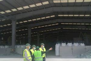 Villar visita la planta de tratamiento de vidrio donde Alicante recicló más de seis mil toneladas en 2021